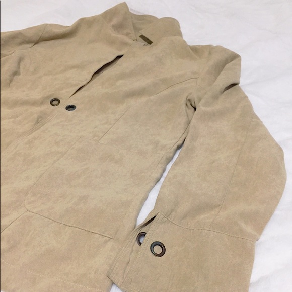 Great Clean Creamy Suede Lightweight Blazer Jacket - Picture 3 of 8
